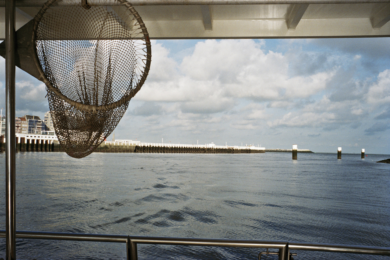 Yvon  Lambert - Dans le port, traverse en Ferry (Overzetboot), 2014